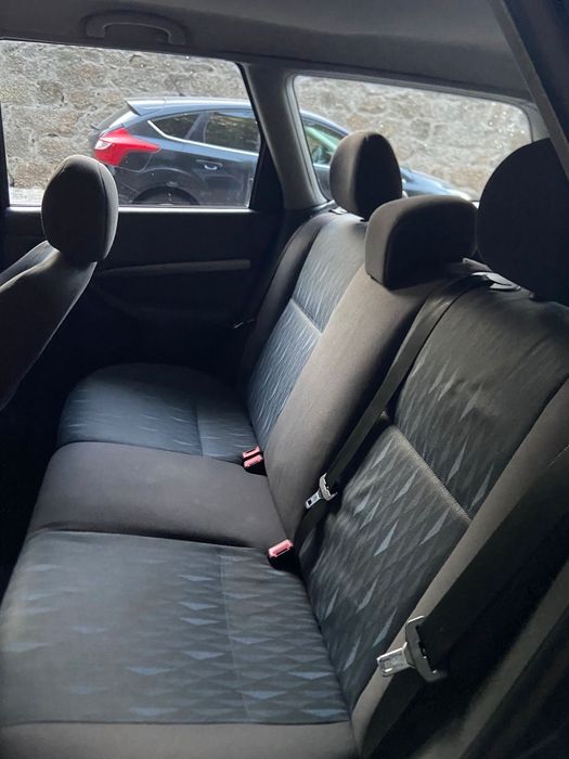 Ford Focus 1.6 para peças