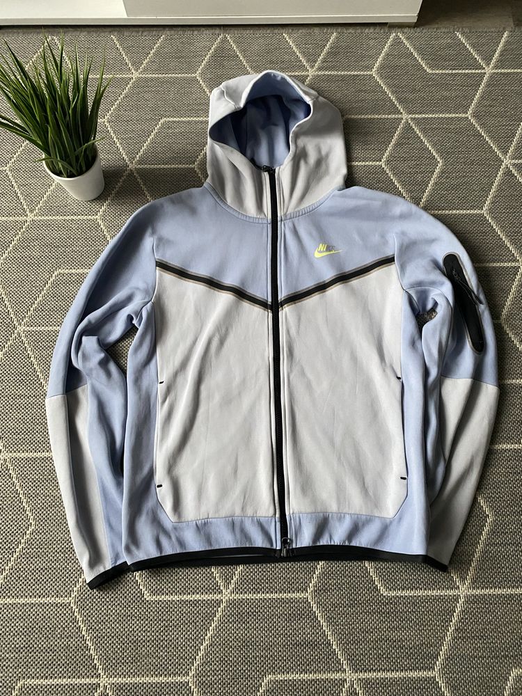 костюм nike tech fleece