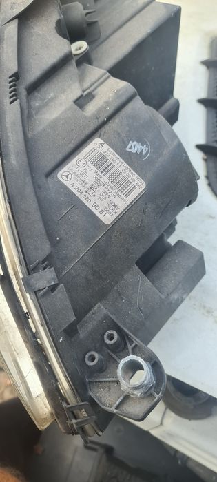 Lampa Prawa Bi-xenon Prawy Skrętny Mercedes W204 Przedlift Europa