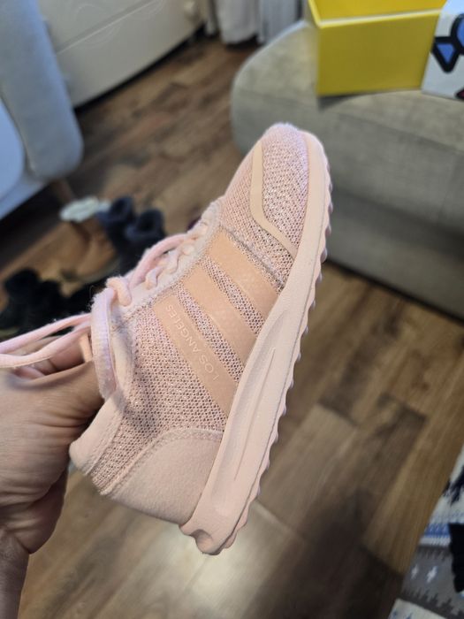 Кросівки,хайтопи,зимові сапоги на хлопчика 23,24,25