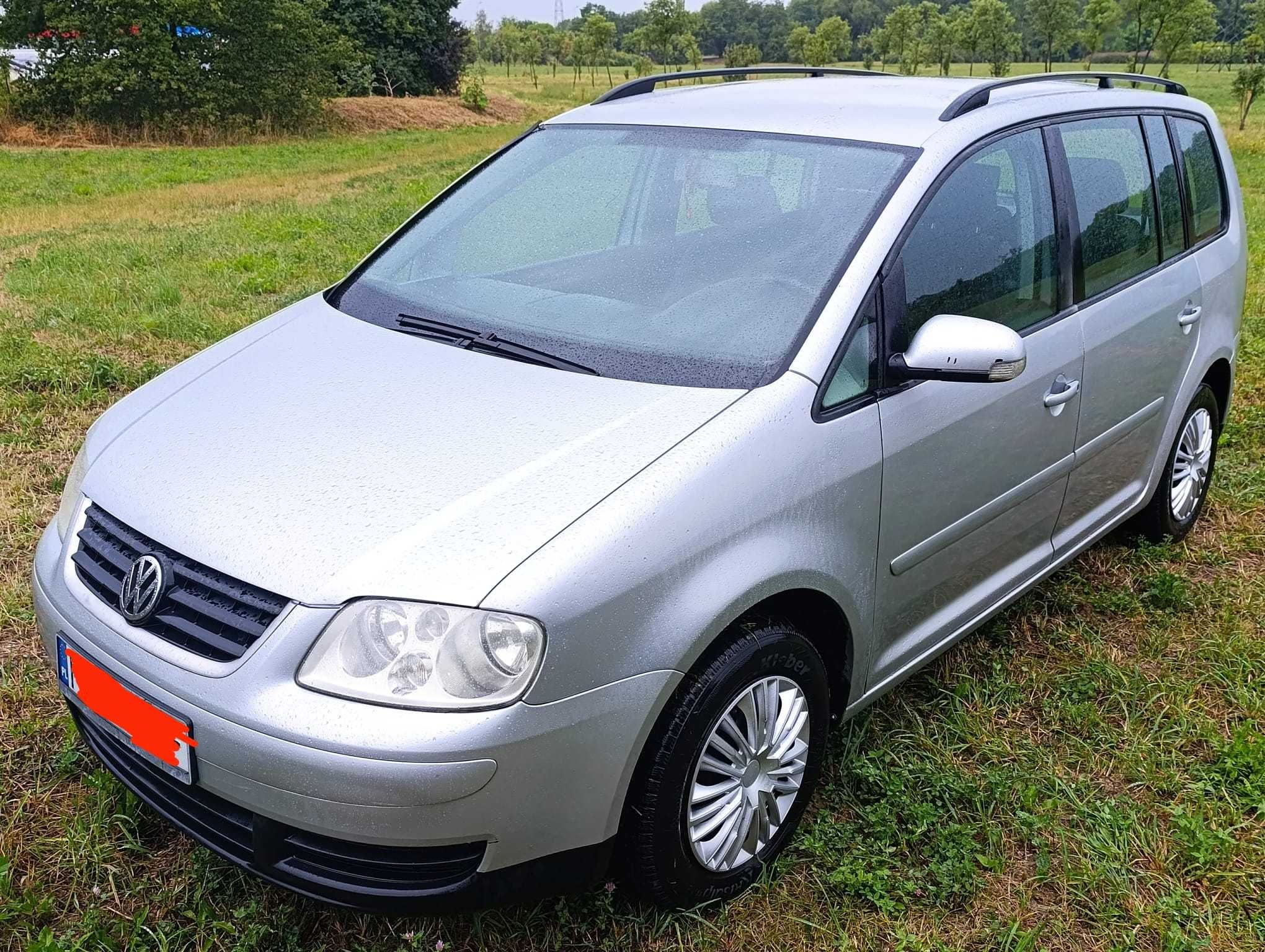 Vw Touran 1,6 LPG  7-osób   klimatyzacja sprawna