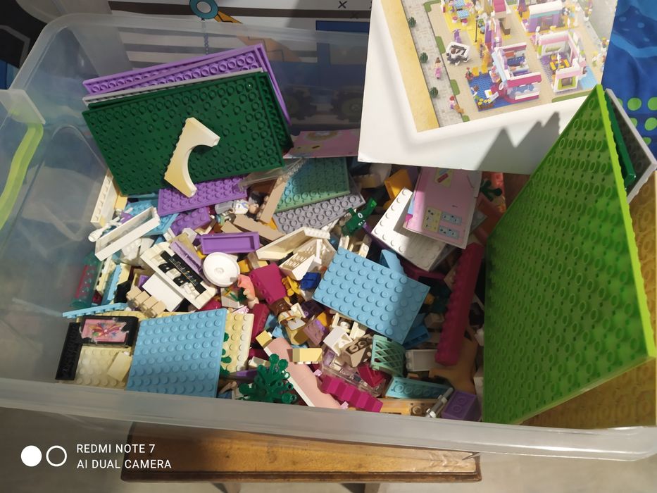 Лего френдс  5.6 кг