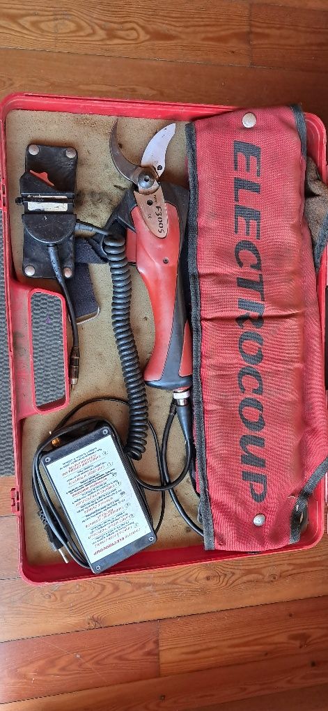 Tesoura de poda electrocoup F3005 usada