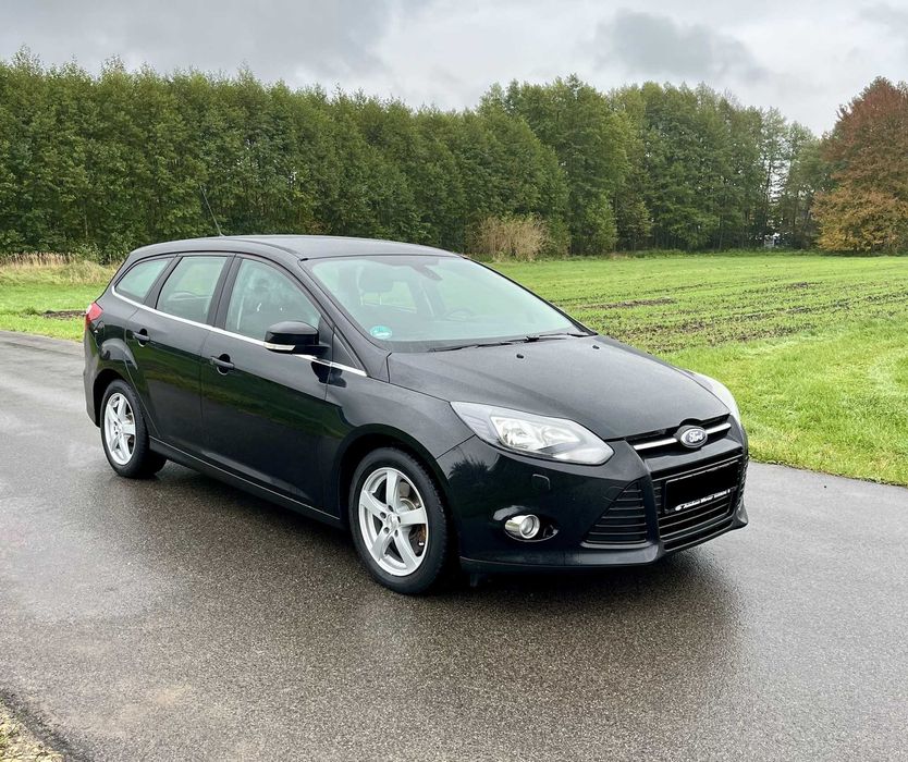 Ford Focus MK3 1.6 bogate wyposażenie stan bardzo dobry transport