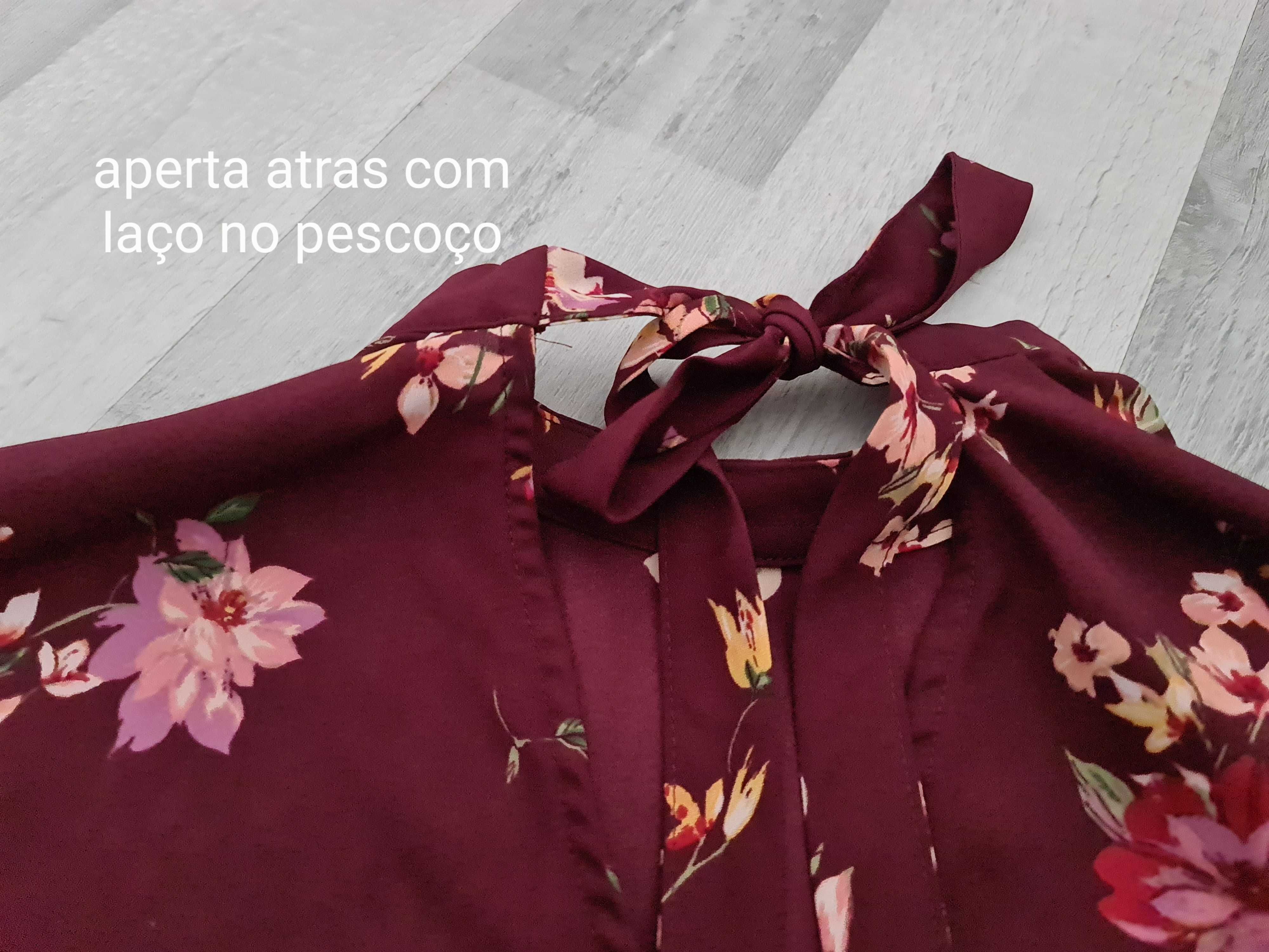 Blusa florida com folhos na manda Breshka