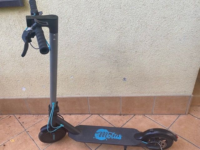 Hulajnoga Modus 350W + prezent