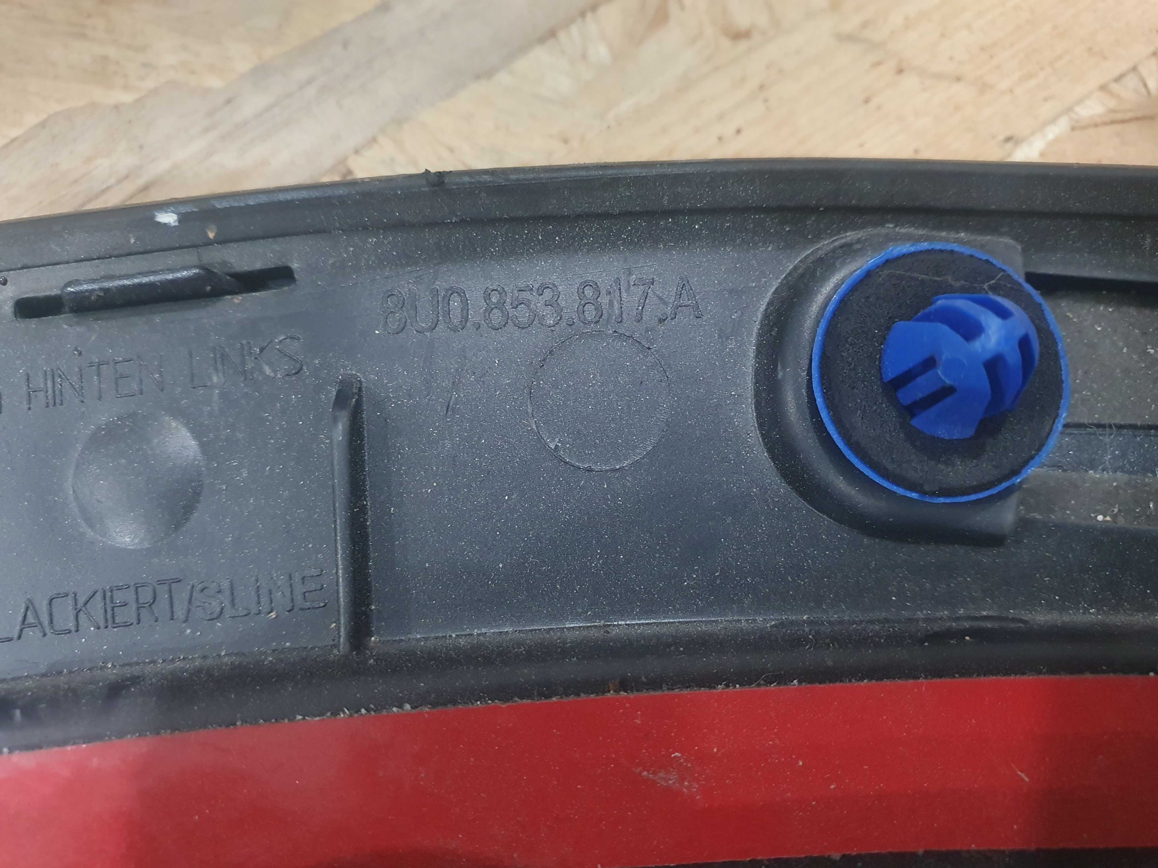 Listwa nakładka błotnika tył tylnego Audi Q3 8U