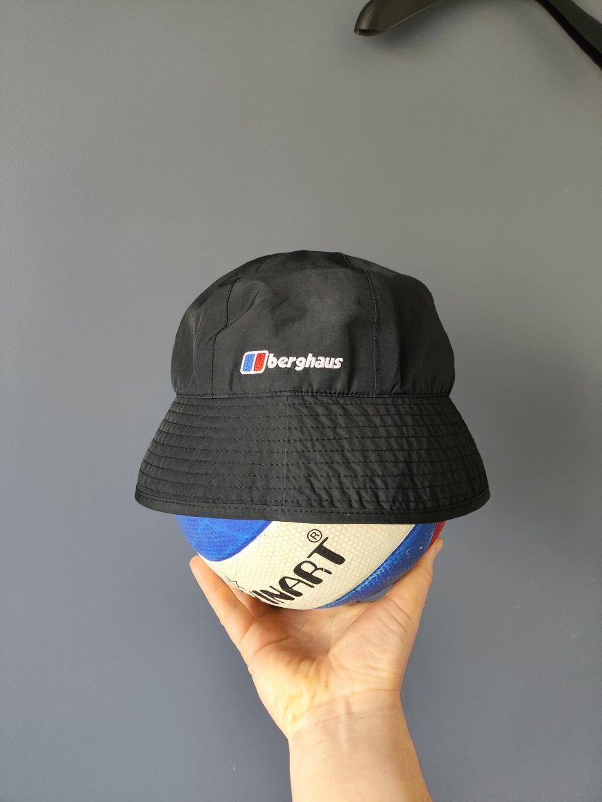 Продам панаму Berghaus GORE-TEX
