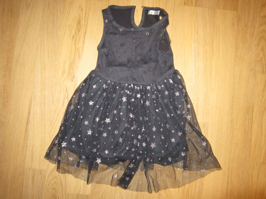 Платье брендове на девочку 9-12 месяцев. роз. 98
