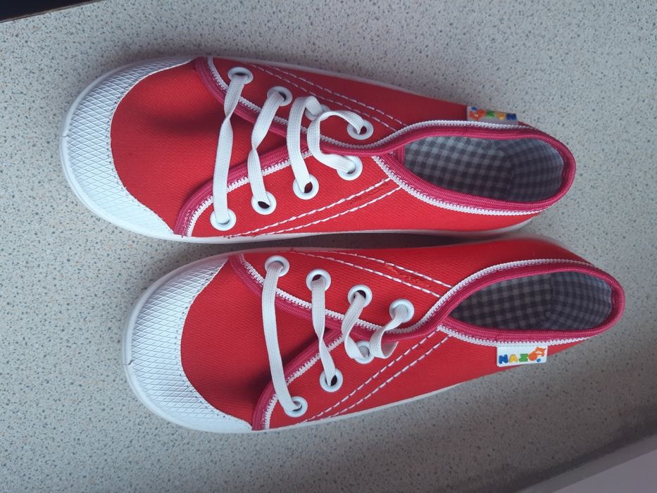 Kapcie wsuwane trampki 29 nazo do przedszkola