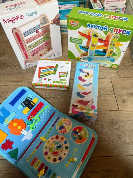 Дитячі розвиваючі іграшки - лабіринти