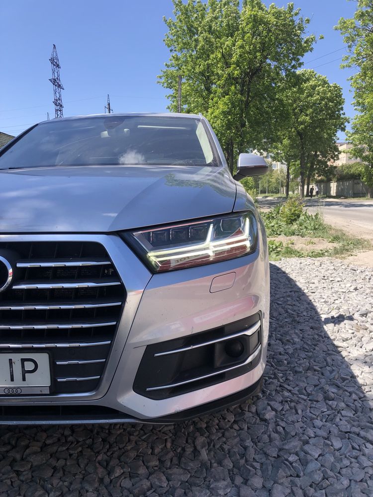 Ремонт фар audi q7 drl дхо денного світла