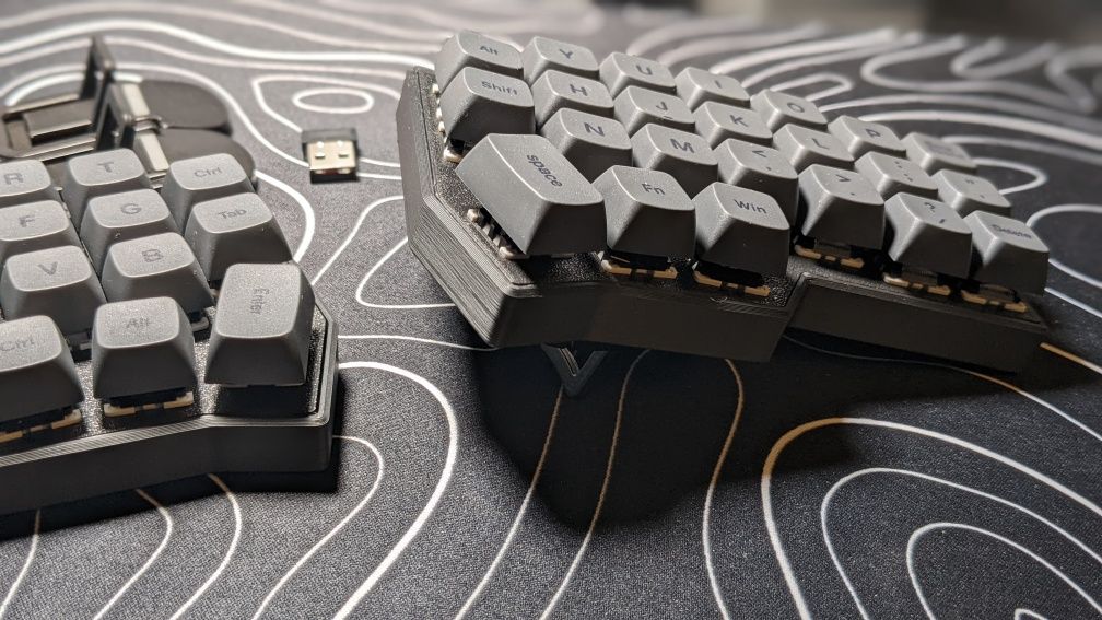 Безпровідна механічна спліт клавіатура CORNE V4 2.4G 46