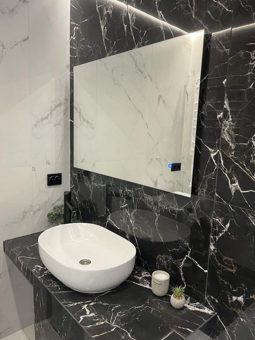 Плиточник,укладання плитки