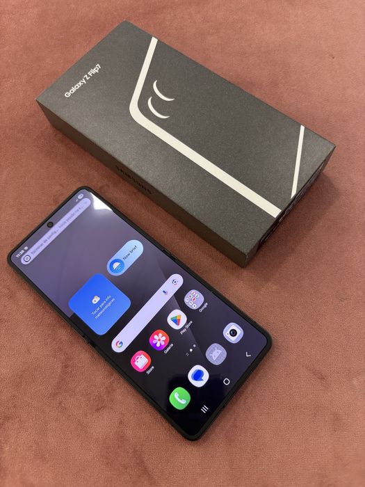 Samsung z flip 7 Preto