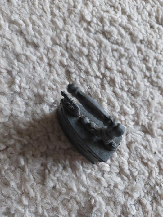 Miniaturka starego żelazka 5x5cm