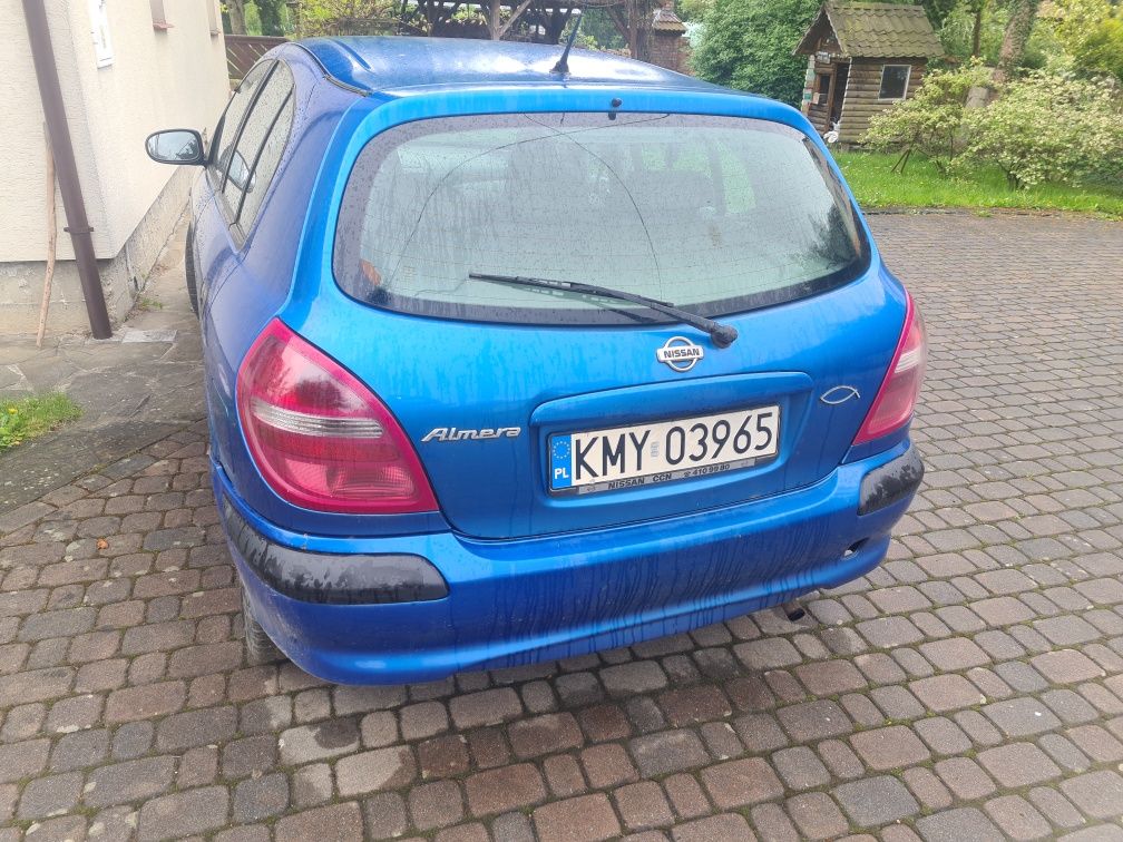 Nissan Almera 1.5