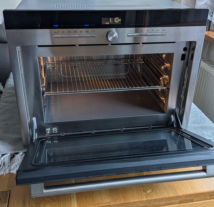 Duża mikrofalówka SIEMENS HF35M562 gastronomia