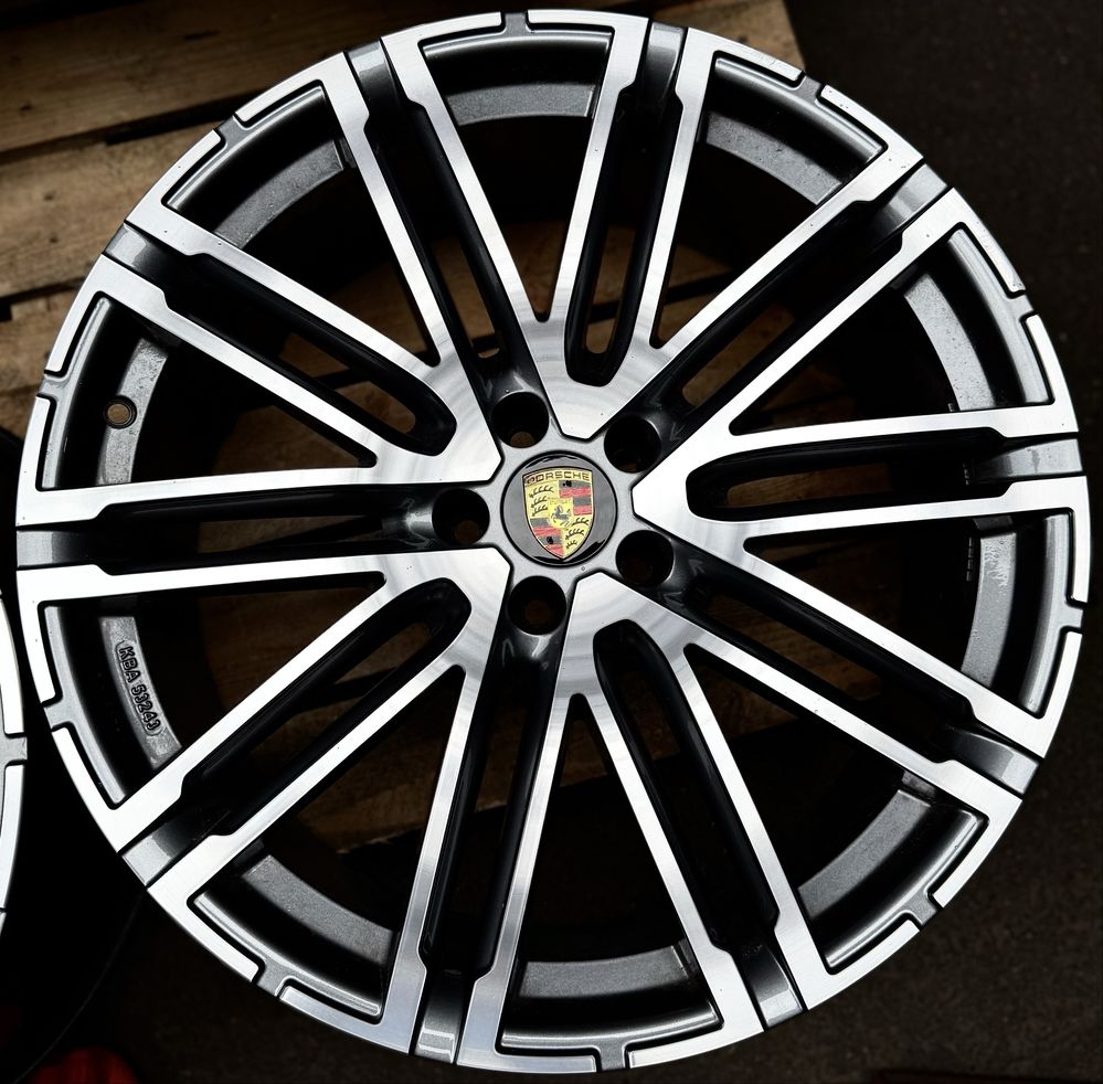 Різноширокі диски R21 5*112 Porsche Macan