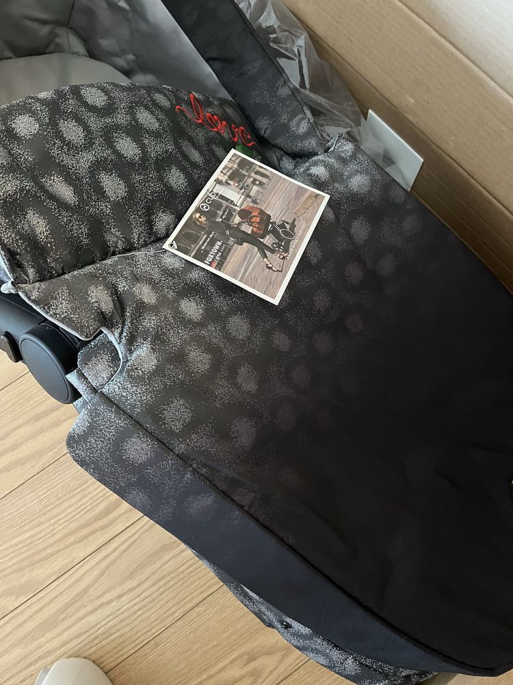 Alcofa Cybex Platinium nova- Rebellious - edição limitada