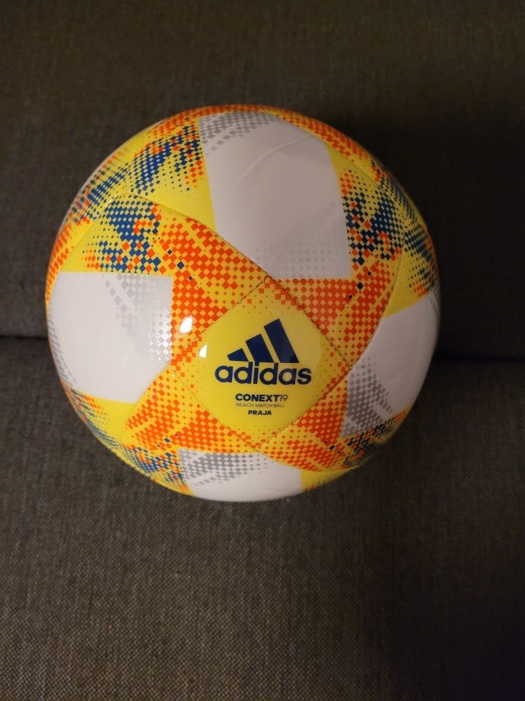 Piłka nożna adidas conext19 PRAJA r. 5 fifa quality pro