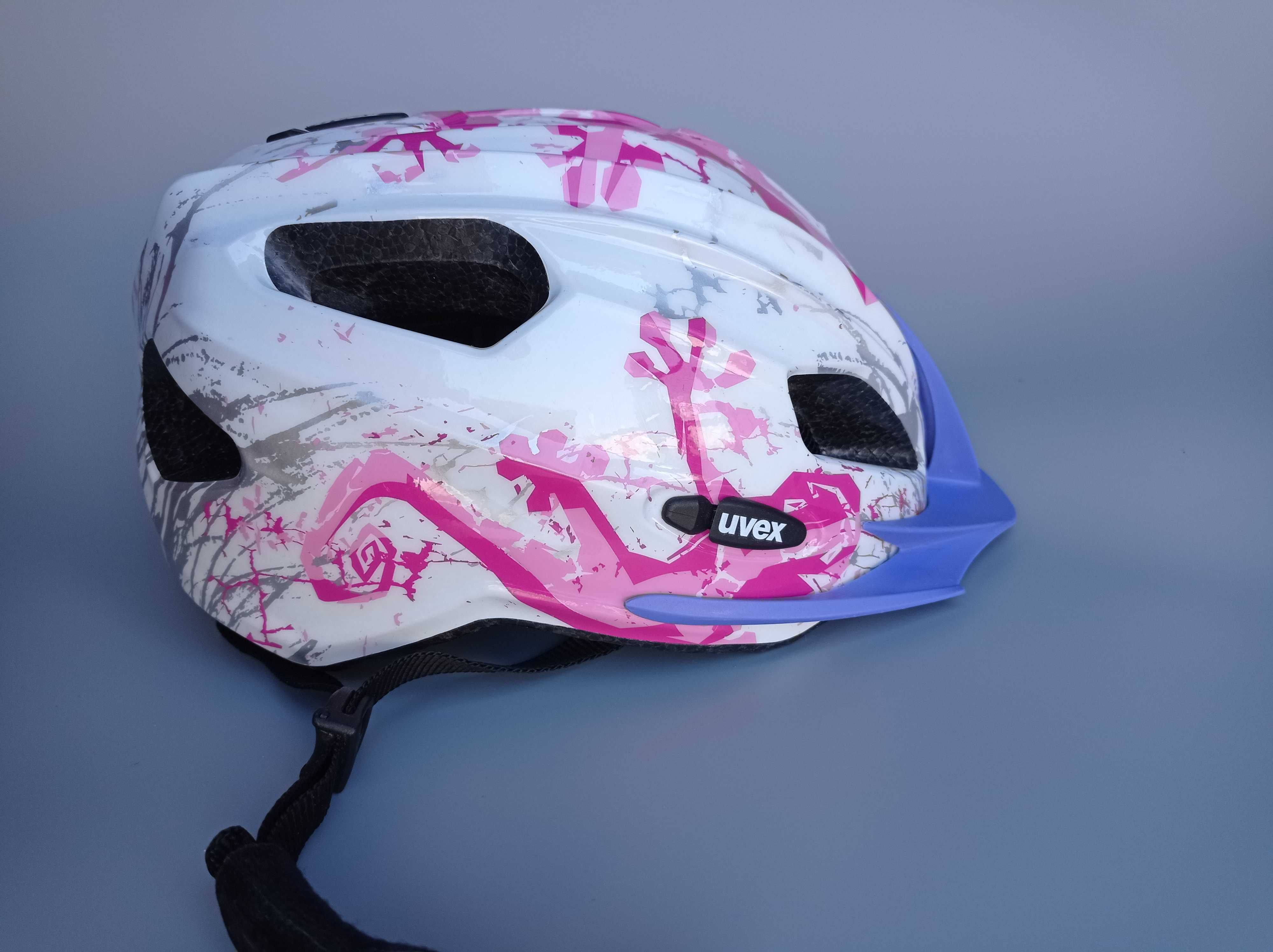 Детский защитный шлем Uvex Quatro Junior, размер 50-55см, велосипедный