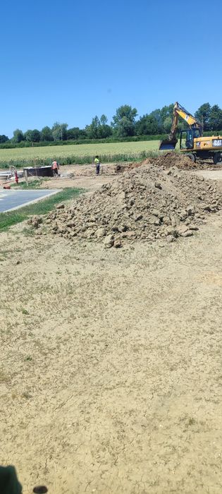 Materiał na wyrównanie terenu