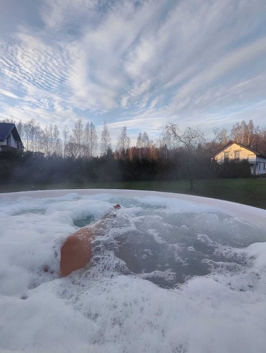 Balia ogrodowa gorąca beczka jacuzzi hydromasaż aeromasaż
