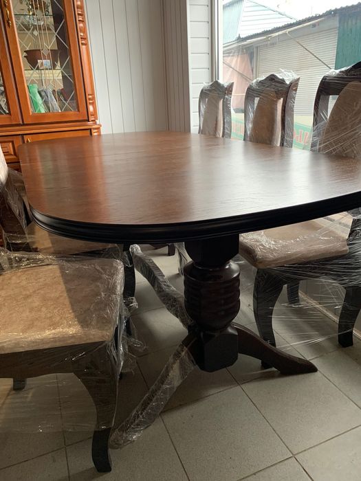 Столи розкладні на кухню, в зал