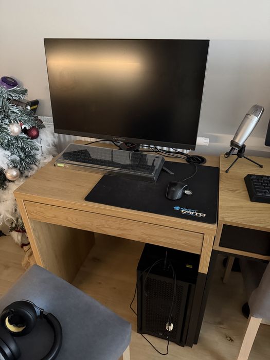 Biurko IKEA micke cieply dąb