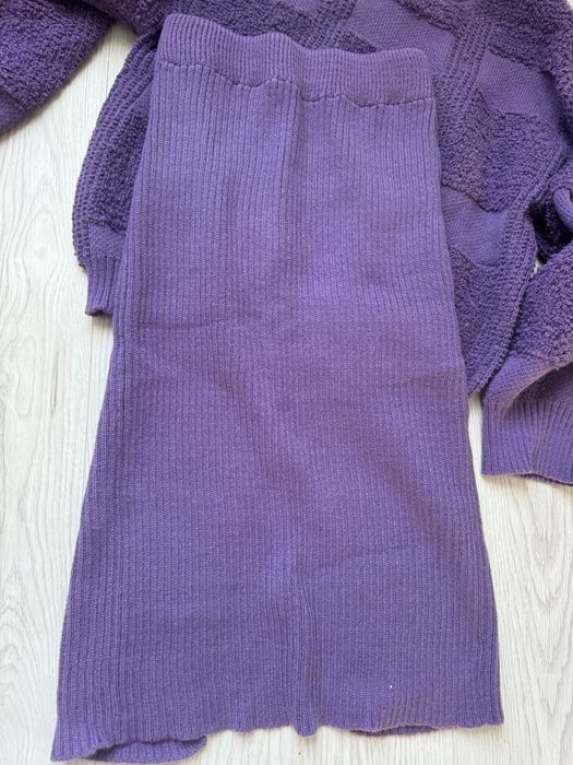 Вязаний новий костюм