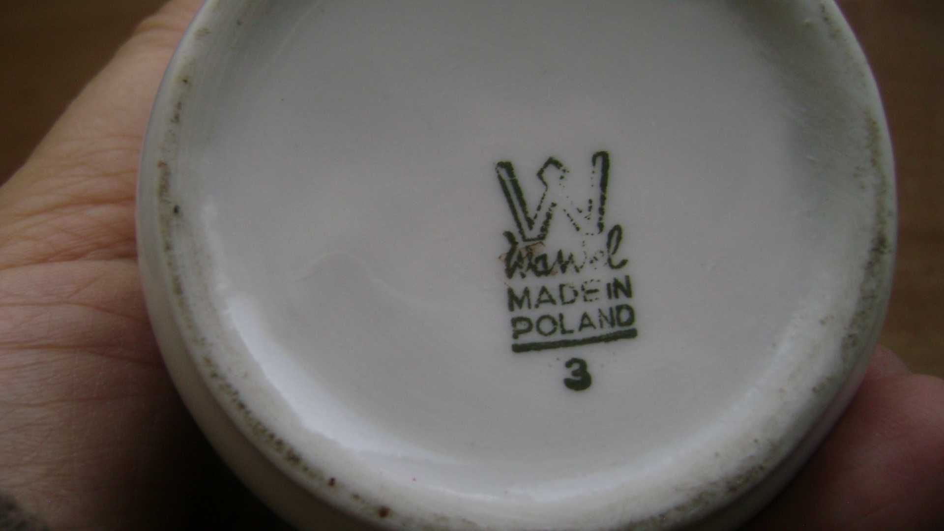 Starocie z PRL - Porcelana Wawel = Wazonik 14 cm wysokości