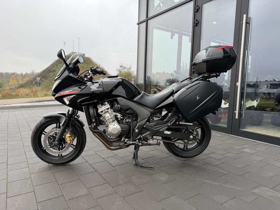 Honda CBF 600 z 2010r abs Niemcy tylko 37 tys km 3 kufry