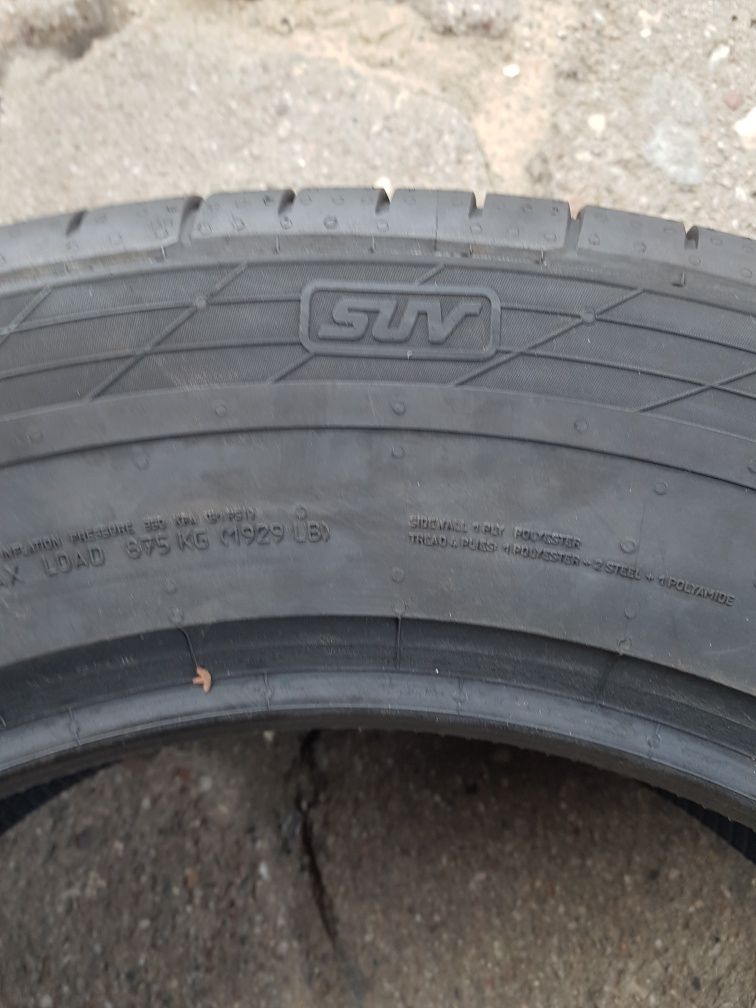 235/60r18 Continental nowe