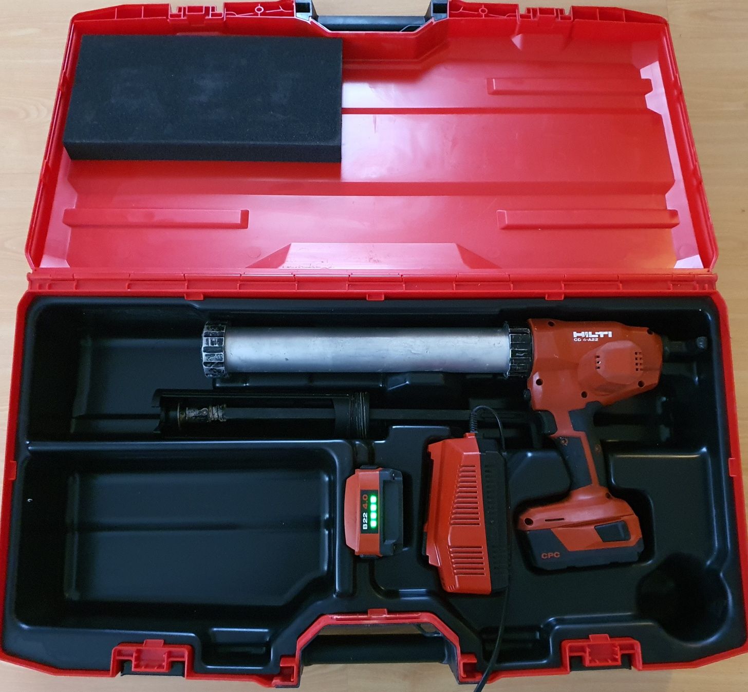 HILTI CD 4-A22 Aku Pistolet do Kleju Silikonu 600-310ml DUŻY ZESTAW