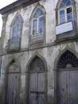 Casa em Vila Flor, distrito de Bragança, para restauro,