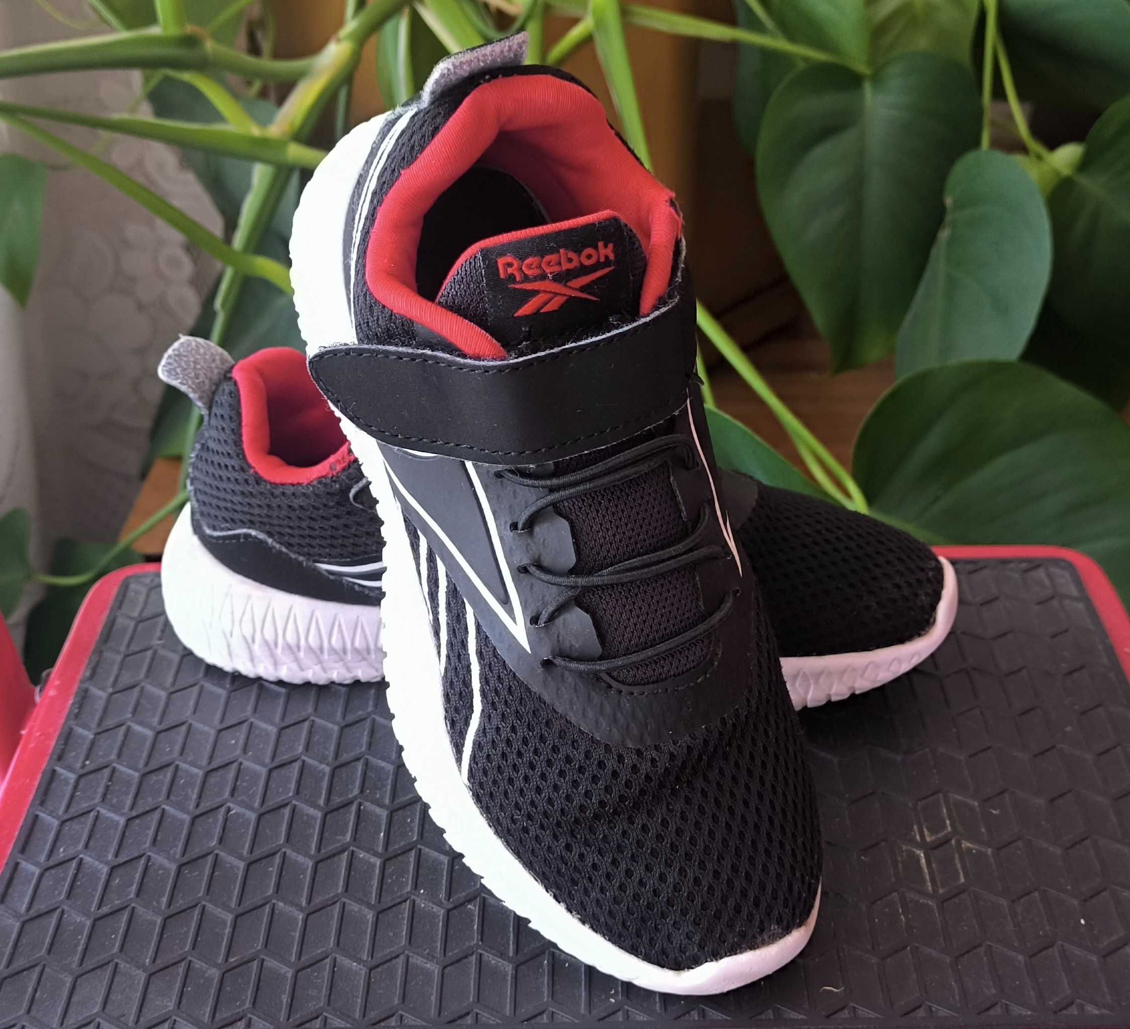 Кросівки Reebok, оригінали, р.30