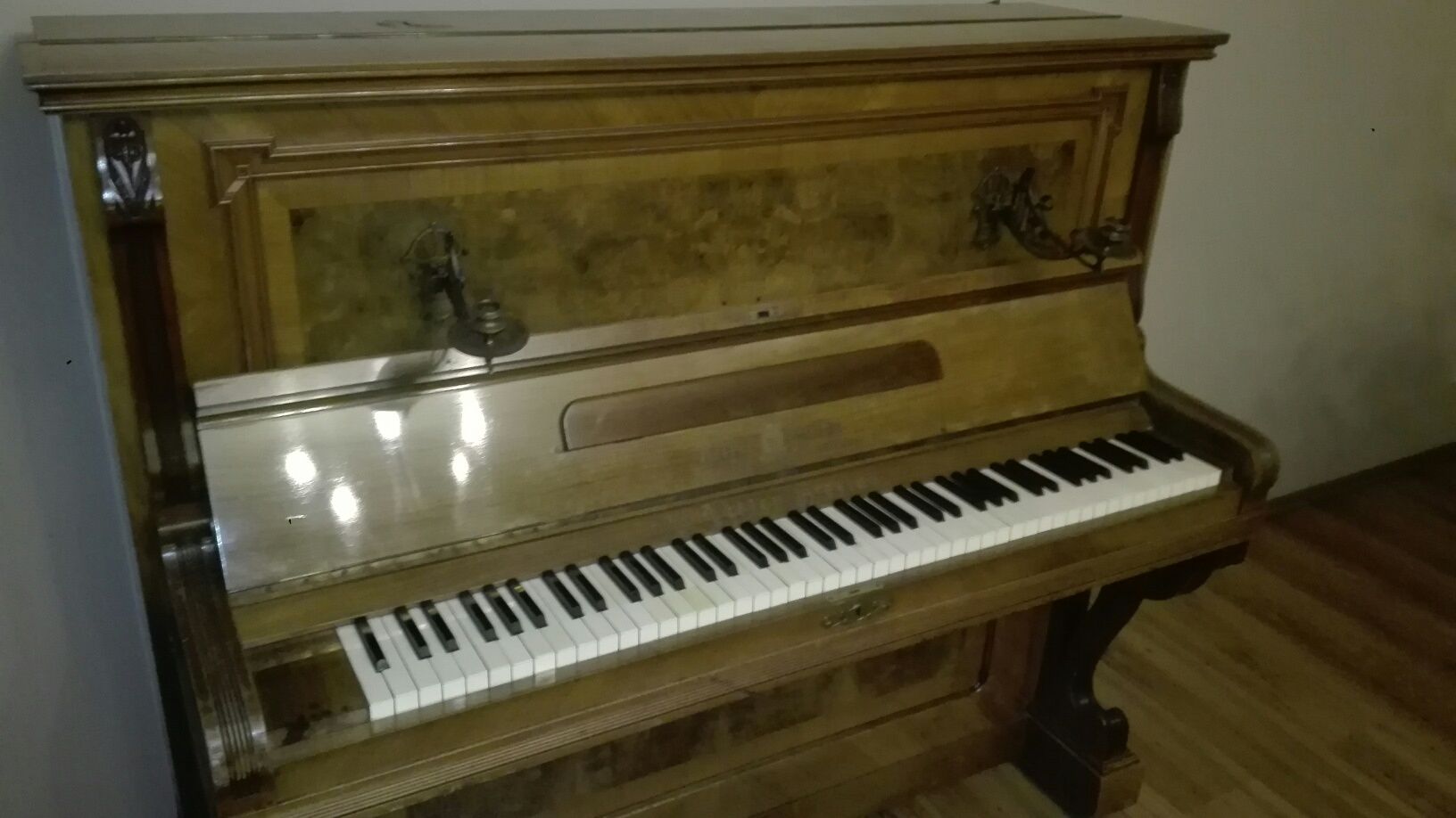 Pianino niemieckie.