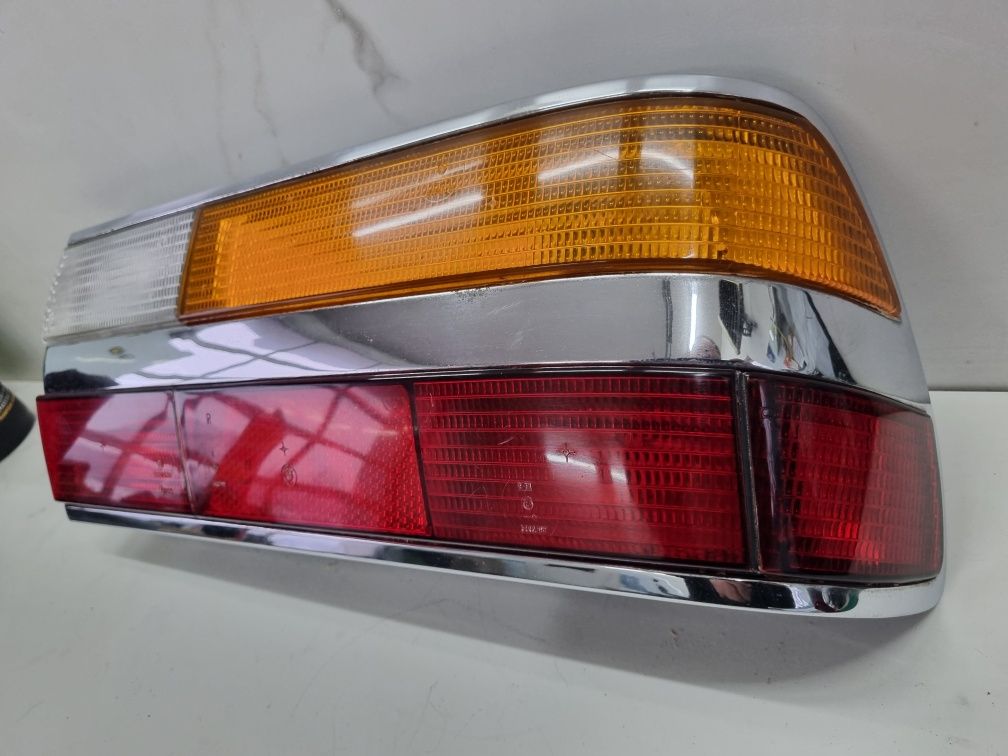 bmw 5 e28 lampa tylna prawa prawy tył oryginał