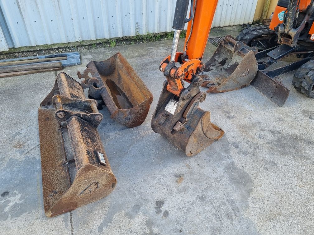 Kubota U27- 2018