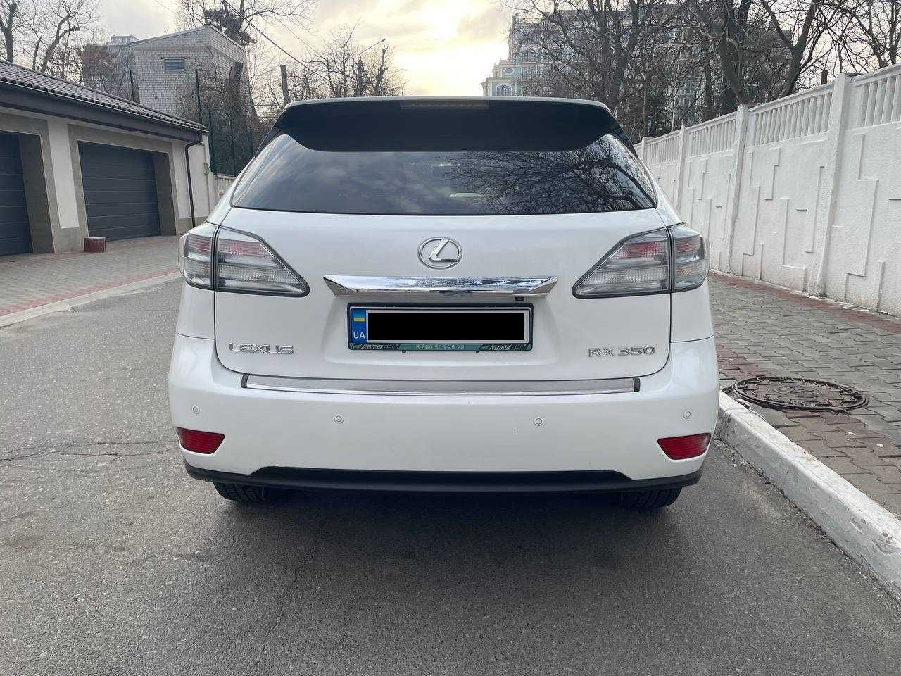 Lexus RX350 в хорошем состоянии