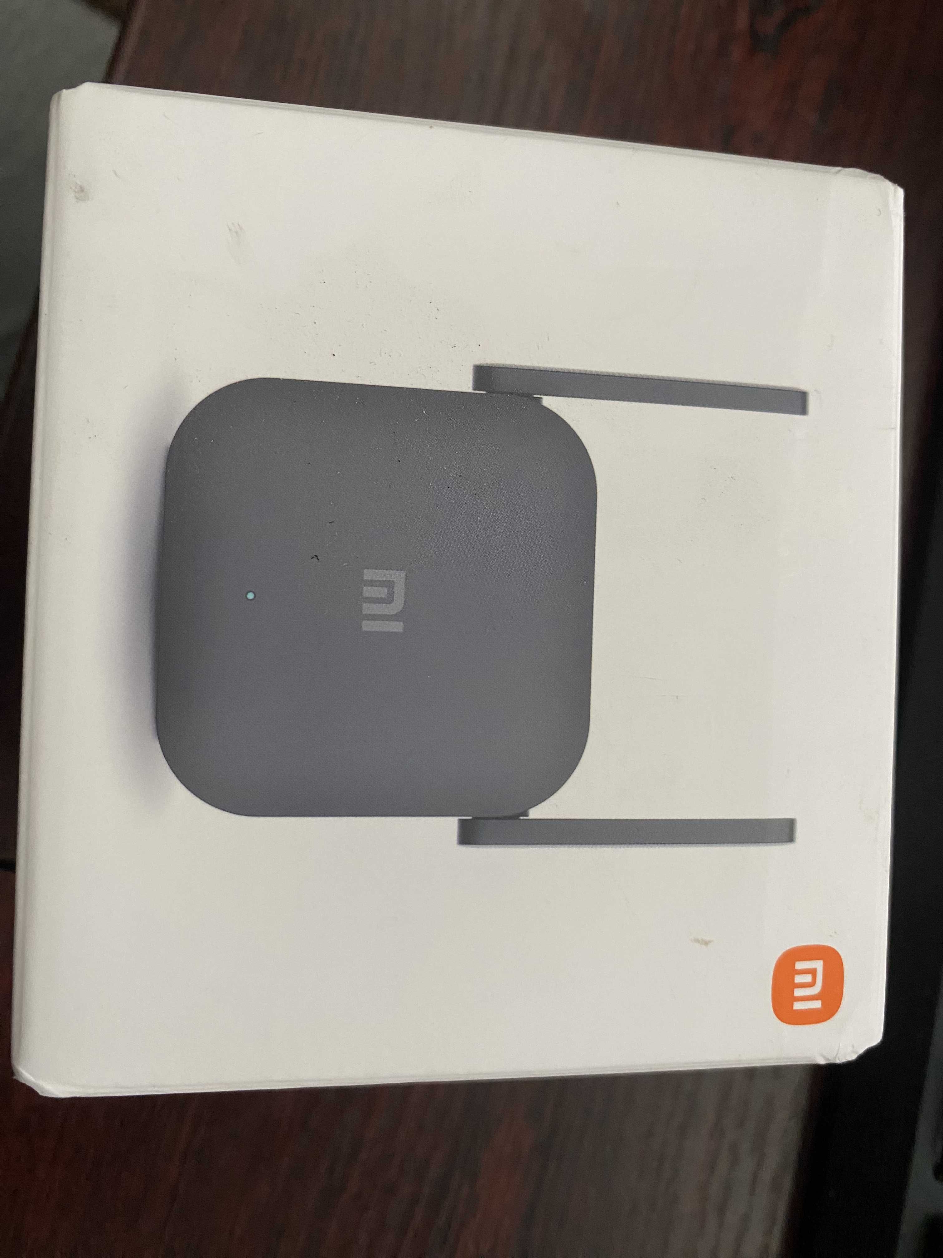 Ретранслятор Xiaomi Mi WiFi Range Extender Pro (DVB4352GL) WiFi4