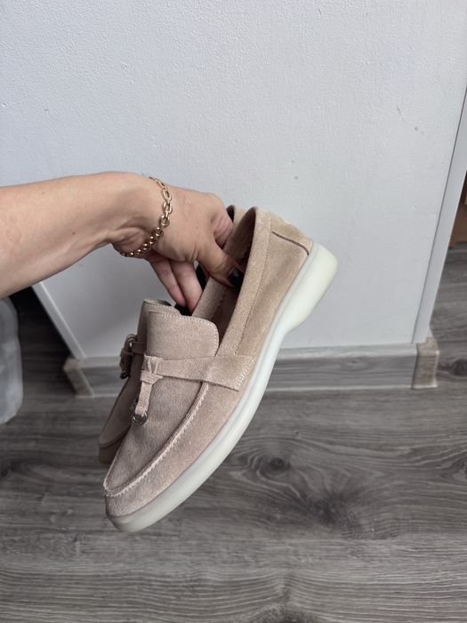 Лофери 37 розмір