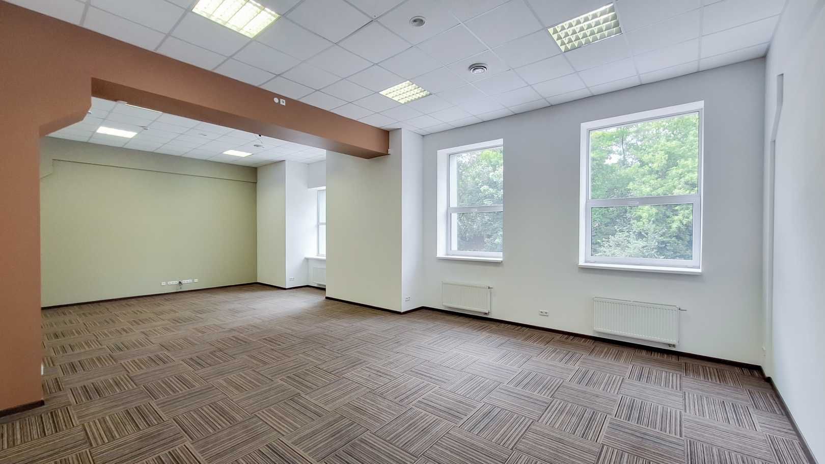 Офіс 400м2. OpenSpace, кабінети. Генератор. метро Васильківська. Без%