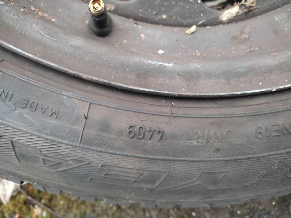 Колеса Шини з дисками і ковпаками з БМВ