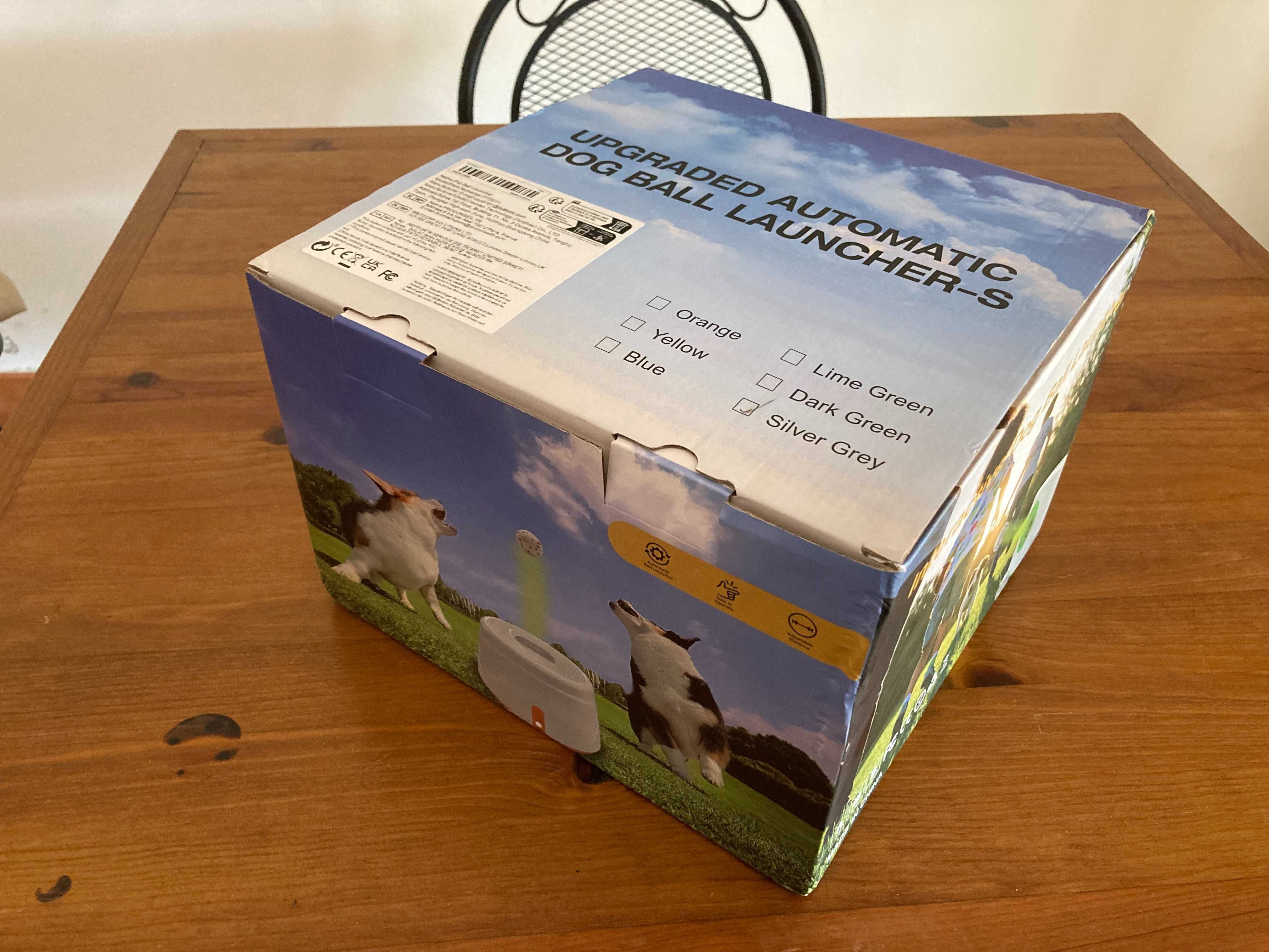 Lancador de bolas automatico para caes