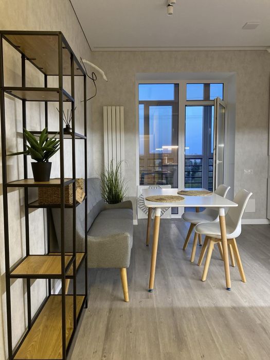 Оренда 2 кімн кв, новобудова, автономне опалення, вул. Київська