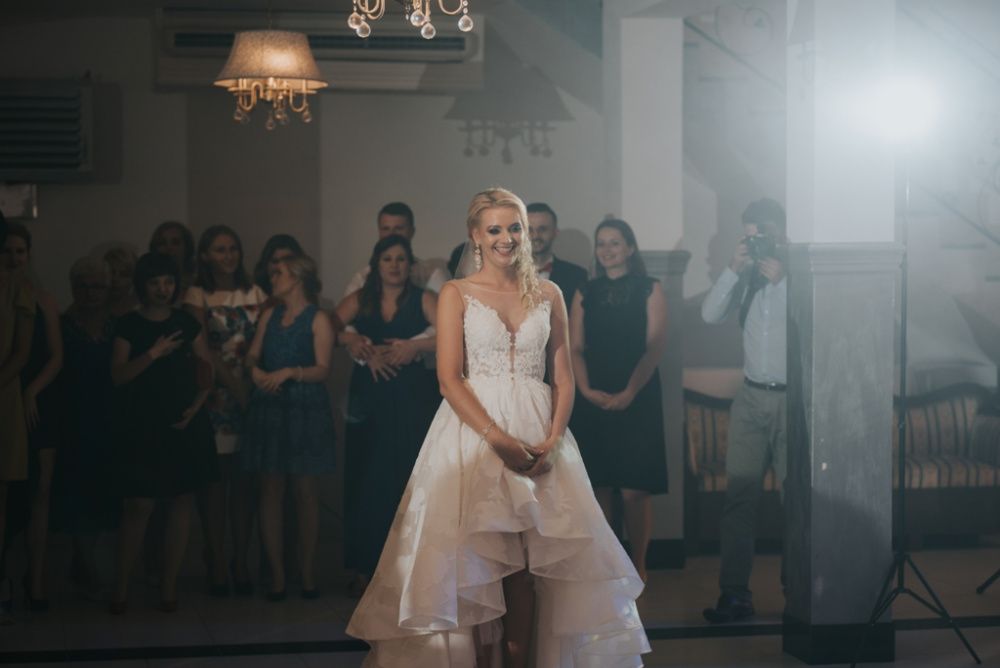 Suknia ślubna  z salonu morelowa