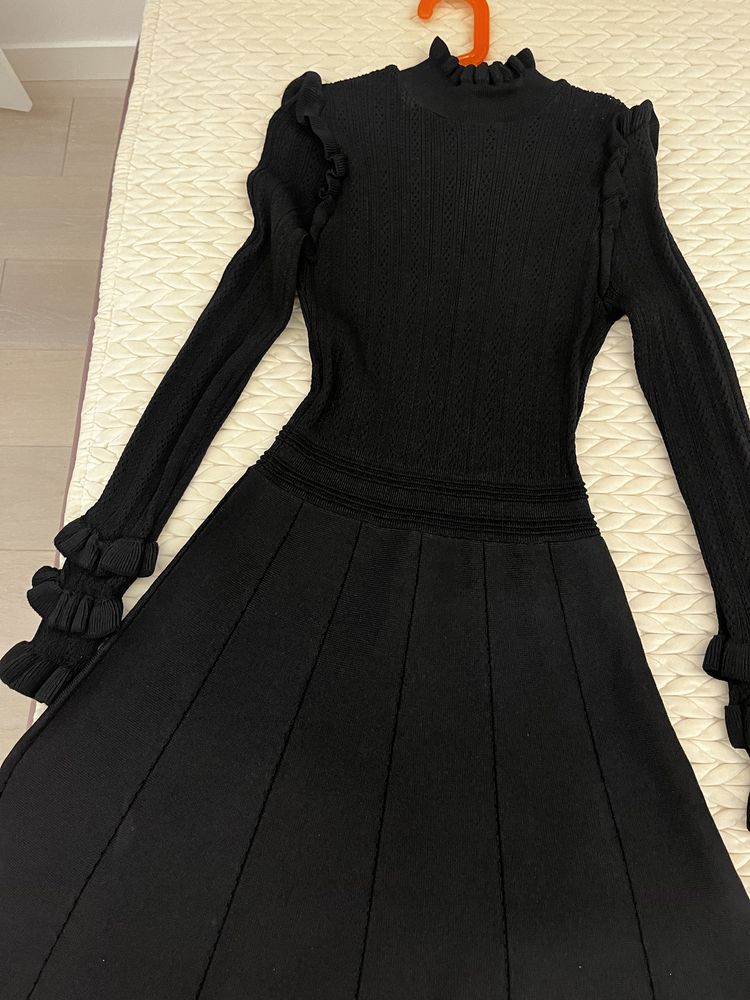 Sukienka czarna Zara r.S