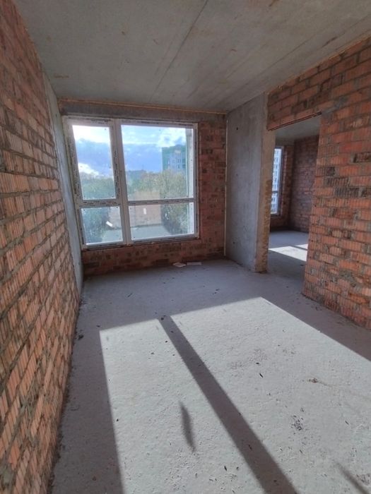 Продаж 2-х кімн.квартири по вул.Величковського